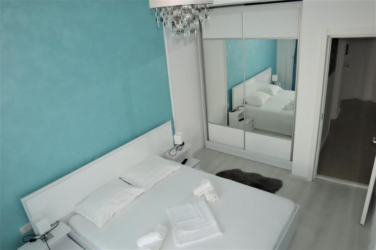 Donny Luxury Apartment Navodari Bagian luar foto