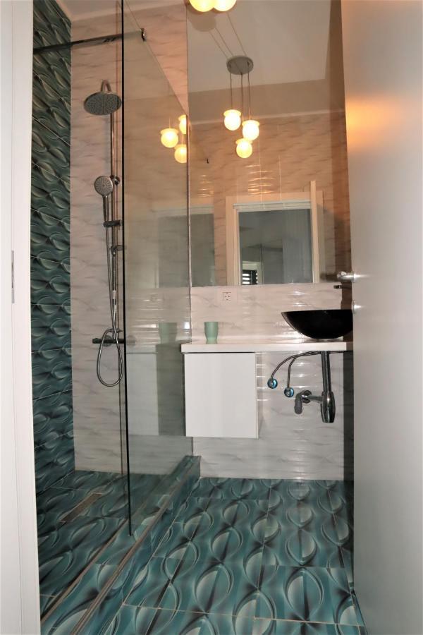Donny Luxury Apartment Navodari Bagian luar foto